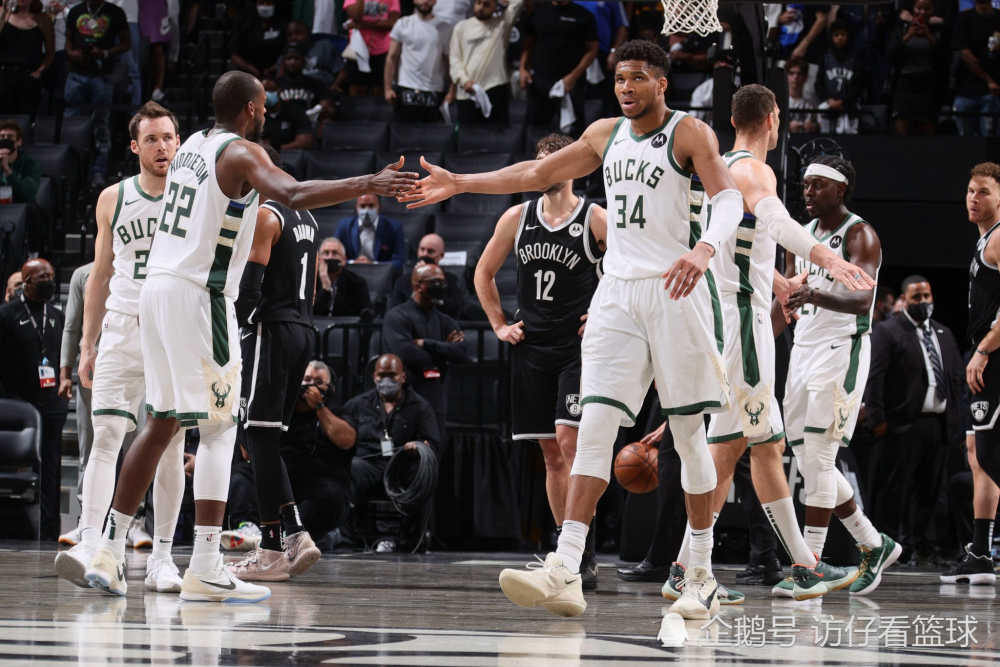 关于夏洛特黄蜂迎CBA常规赛关键赛；转会期遗憾出局；媒体盛赞；球队文化再被提及的信息