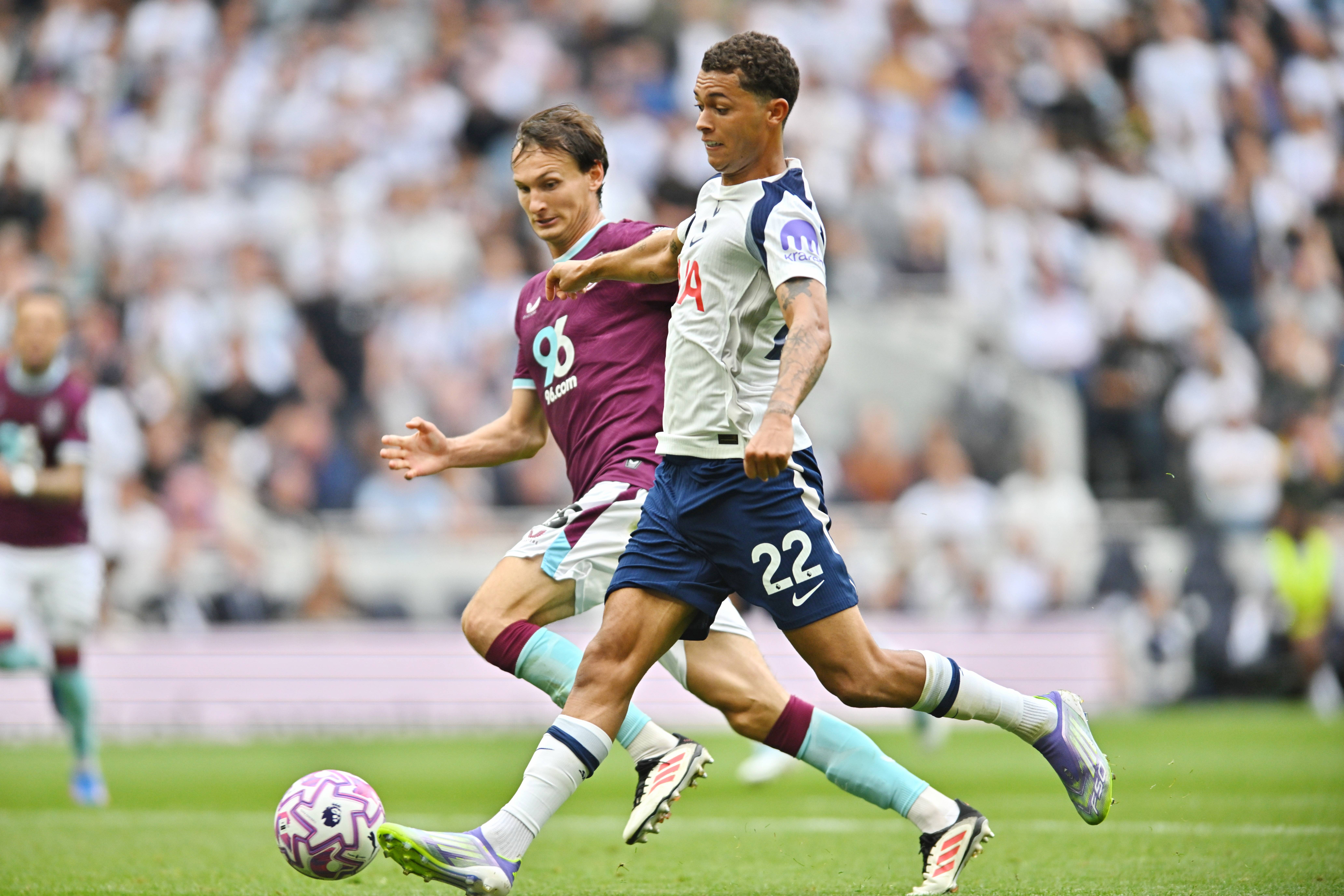 关于利物浦赛前手感冰凉，志在NBA常规赛名次提升，话题不断，团队化学反应显著的信息